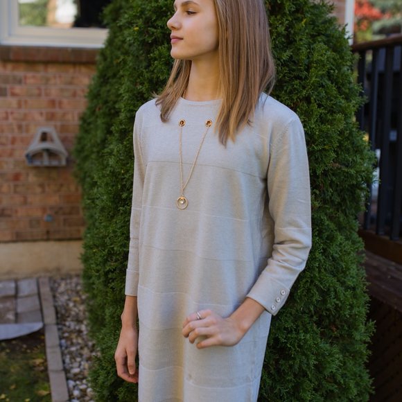 Dress with Necklace - Picture 8 of 10